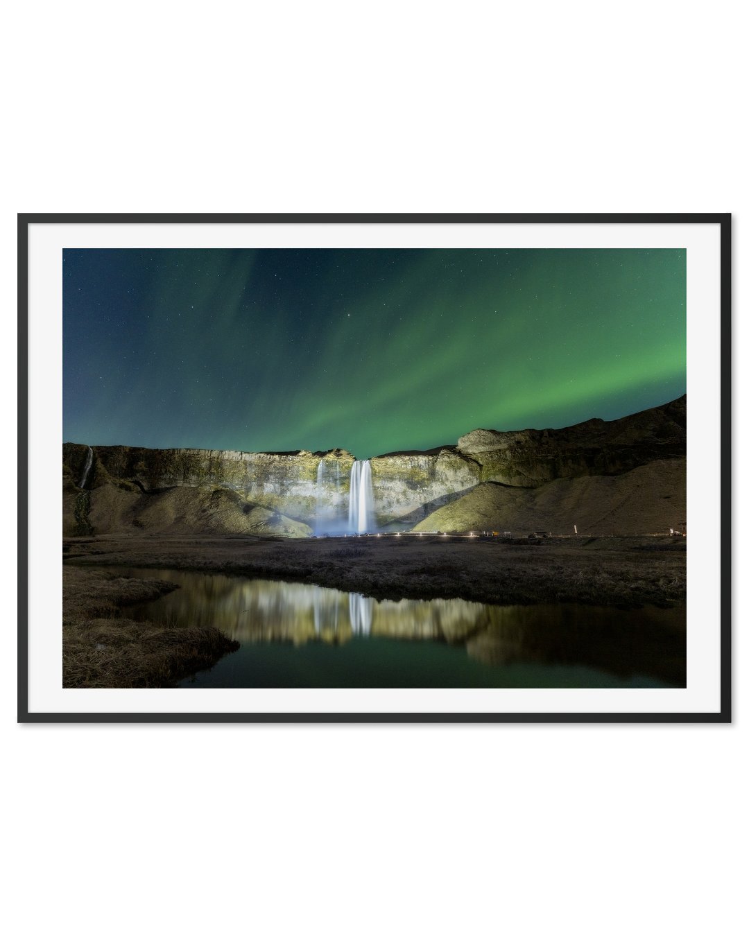 Seljalandsfoss in the night dress