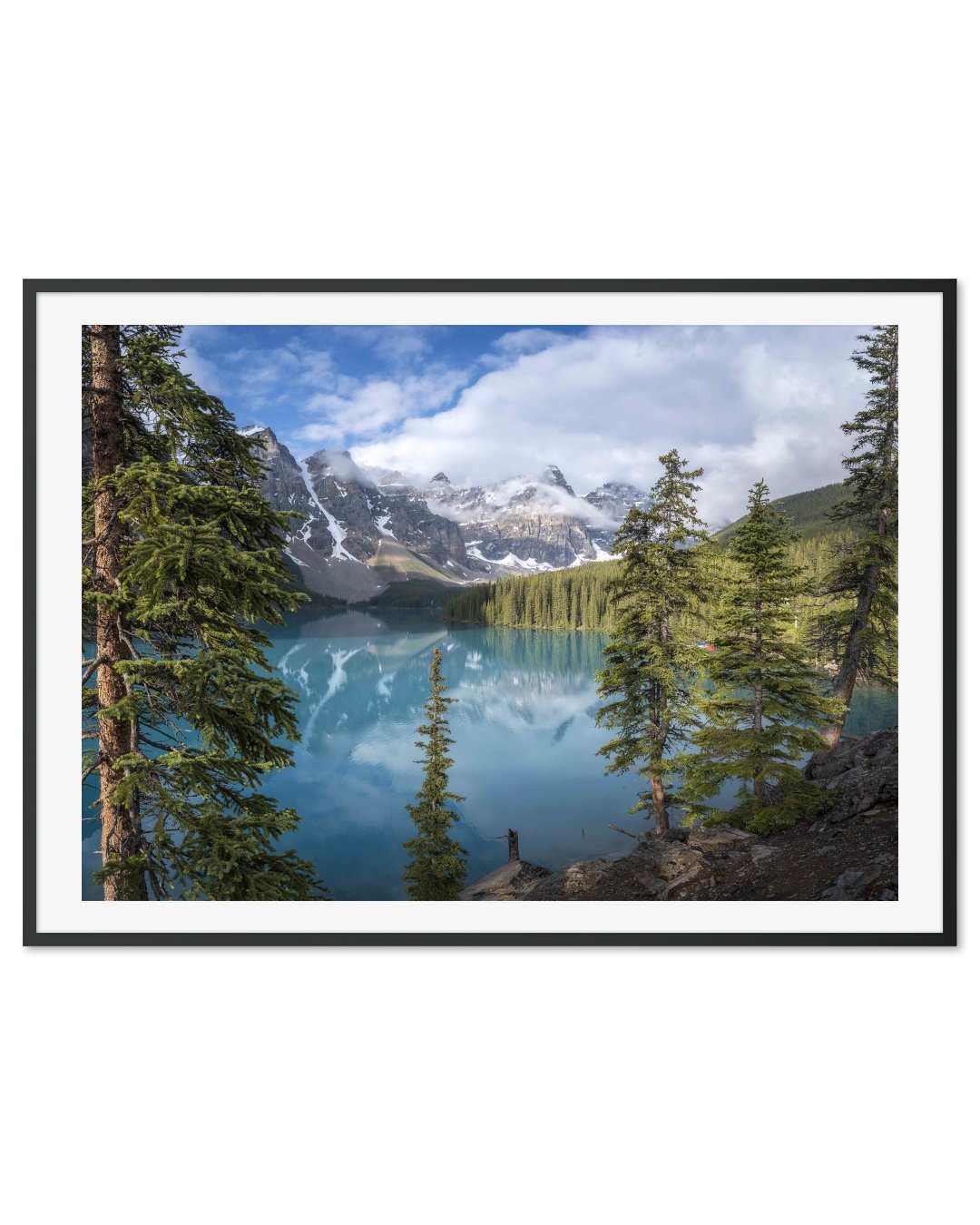 Morning view of the iconic Moraine Lake in Banff National Park, Alberta, Canada