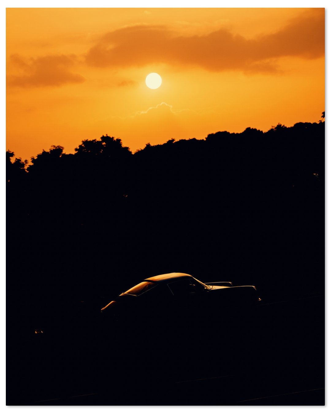Guidando al tramonto